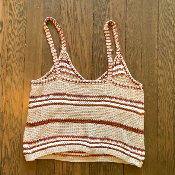 Crochet crop top - Picture 2 of 3